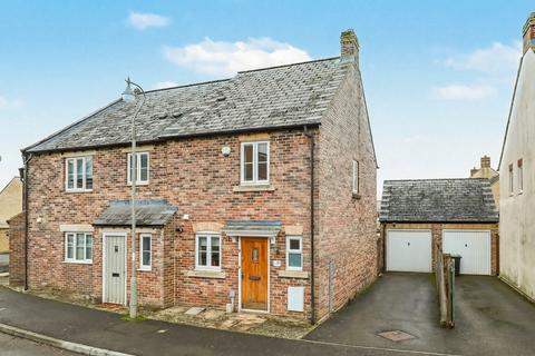 2 bedroom end of terrace house for sale, Carterton OX18