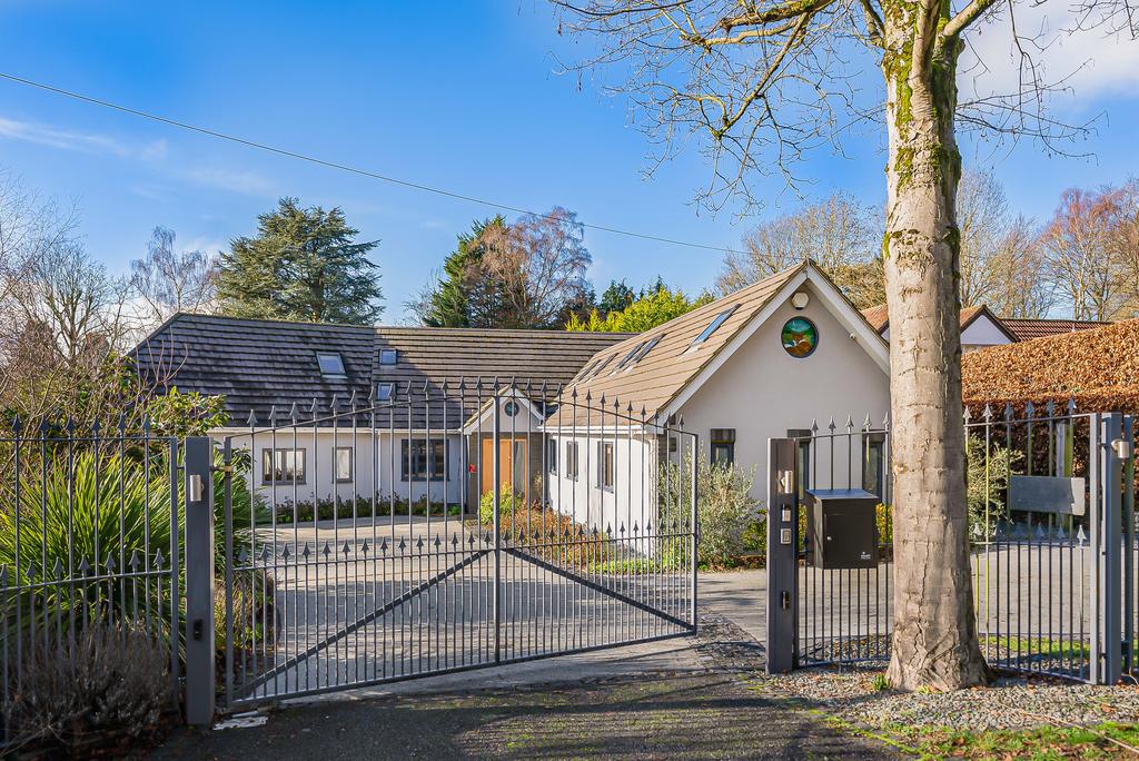 Front Gated