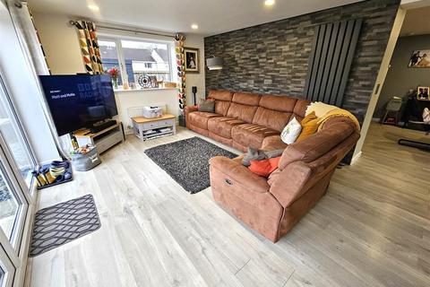 4 bedroom semi-detached house for sale, Oak Road, Tavistock