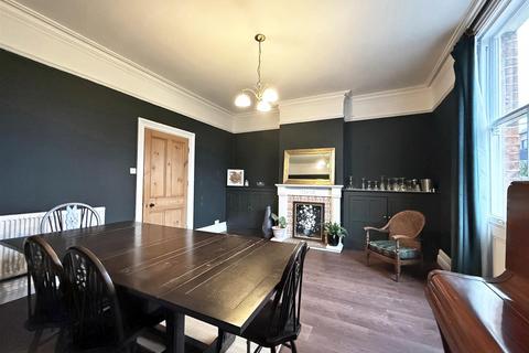 5 bedroom semi-detached house for sale, Bradford Street, Shrewsbury