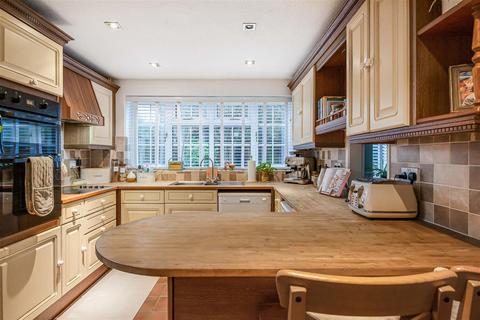 undefined, Vickers Close, Shinfield, Reading, RG2