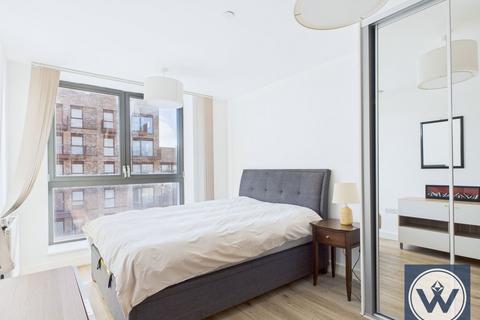2 bedroom flat for sale, Agnes George Walk, London, E16 2FR