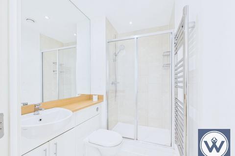 2 bedroom flat for sale, Agnes George Walk, London, E16 2FR