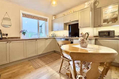 undefined, Thornton Road, Bradford BD13