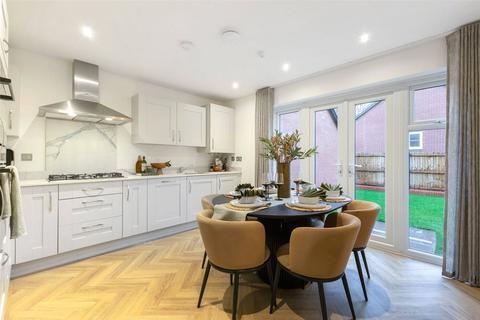 4 bedroom semi-detached house for sale, Westlands View, Clayton Road, Newcastle-Under Lyme, Staffordshire, ST5