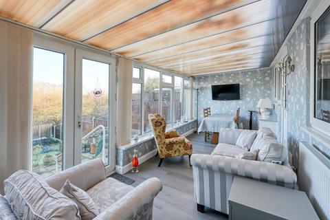 undefined, 20 Manor House Park, Codsall, Wolverhampton, WV8 1ES