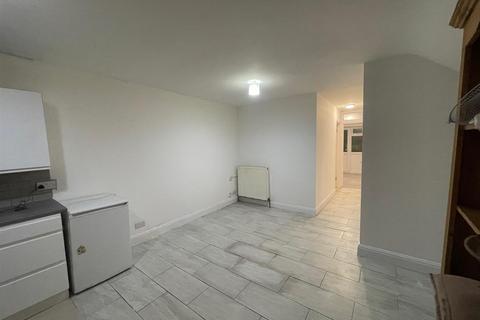 undefined, Green Drive, Southall