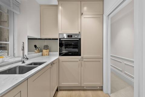 1 bedroom flat to rent, Carisbrooke Court, Weymouth Street, London