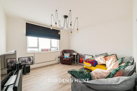 undefined, Torrington Drive, Loughton, IG10