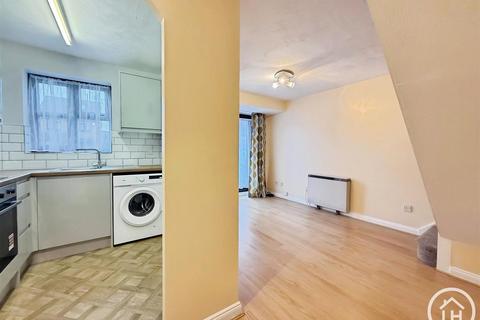 1 bedroom terraced house to rent, Beauvoir Drive, Kemsley, Sittingbourne
