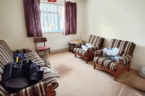 undefined, Harrington Drive, Lenton, NG7 1JJ