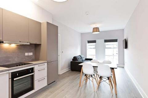 2 bedroom apartment to rent, Apartment 11, Lynthorpe House, Sheffield, S1