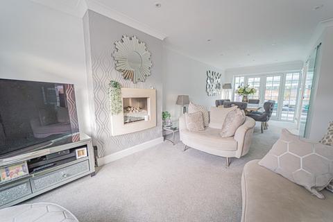 undefined, Osbourne Croft, Cheswick Green, B90