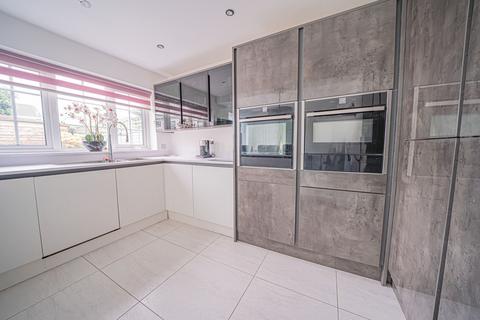 undefined, Osbourne Croft, Cheswick Green, B90