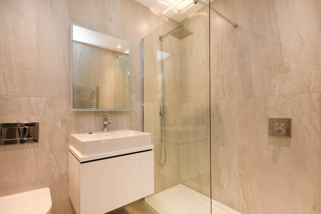 173e5e1b7217a0b8798da9a620ffcb6b.jpg