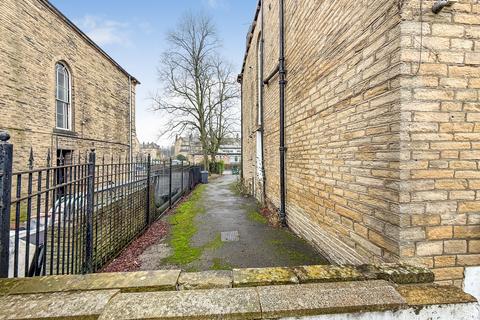 14 bedroom semi-detached house for sale, 19 Claremont, West Yorkshire, BD7 1BG