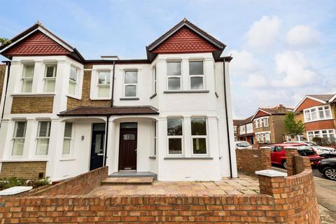 undefined, Kingsley Avenue, London W13