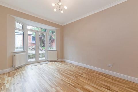 undefined, Kingsley Avenue, London W13