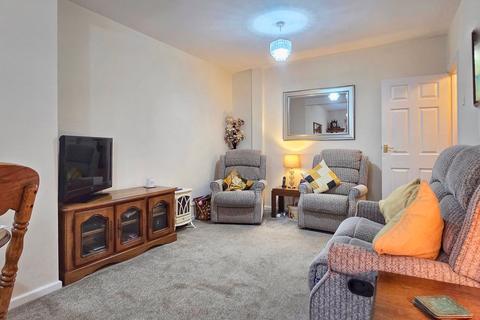 2 bedroom bungalow for sale, Cedar Close, Ampthill, Bedfordshire, MK45