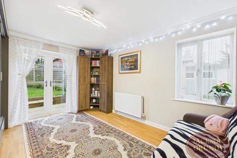 undefined, Jubilee Road, Daventry, NN11 9HB