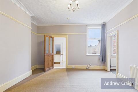 3 bedroom flat for sale, Stanhope Road, South Shields
