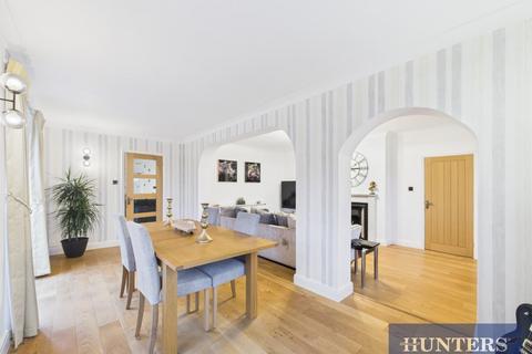 4 bedroom detached house for sale, St. Thomas Road, Bridlington