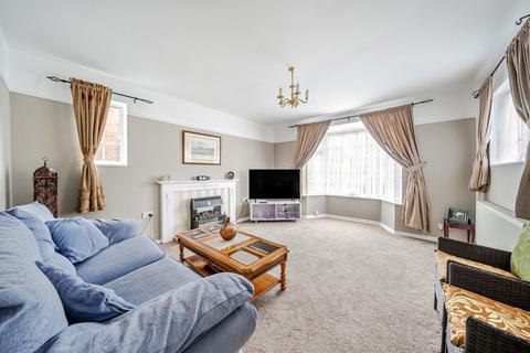 undefined, Queen Eleanors Road, Guildford, GU2