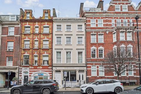 undefined, New Cavendish Street, London, W1G