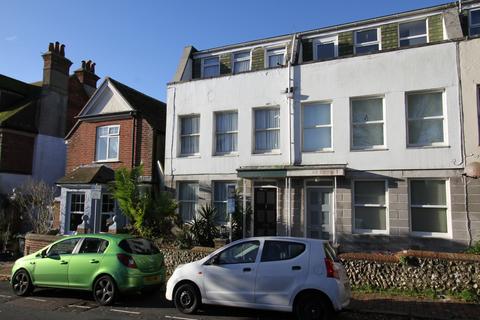 4 bedroom end of terrace house for sale, Derwent Road, Eastbourne BN20