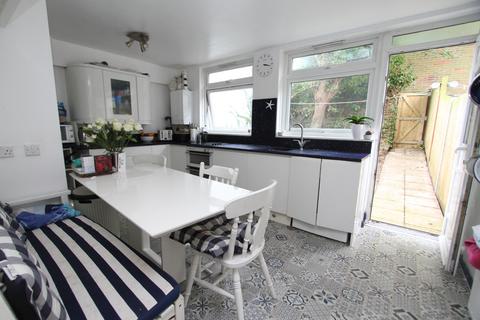 4 bedroom end of terrace house for sale, Derwent Road, Eastbourne BN20