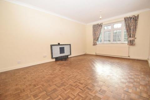 2 bedroom apartment for sale, Russettings, Westfield Park, Hatch End