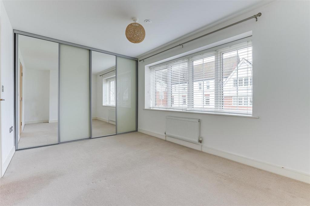 Bedroom 2.jpg