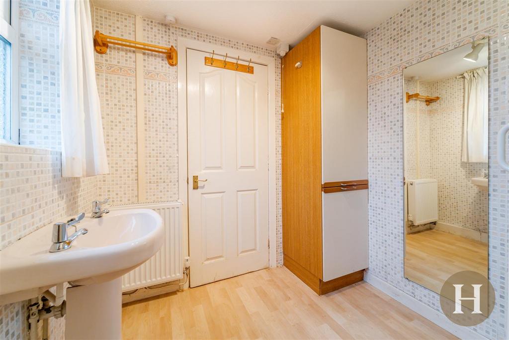 Hadleigh Estate Agents-23.jpg