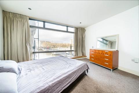 3 bedroom flat for sale, Albert Embankment, London SE1