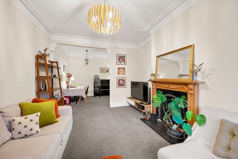2 bedroom apartment for sale, Mayfield Road, Weybridge, KT13