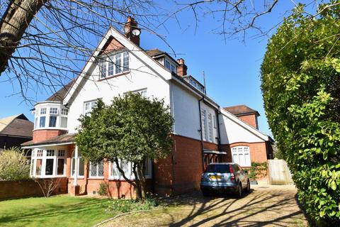 undefined, Mayfield Road, Weybridge, KT13