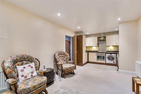 2 bedroom flat for sale, Manor Road, Walton-On-Thames, KT12