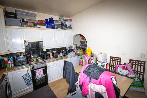 undefined, Foundry Street, Dukinfield SK16