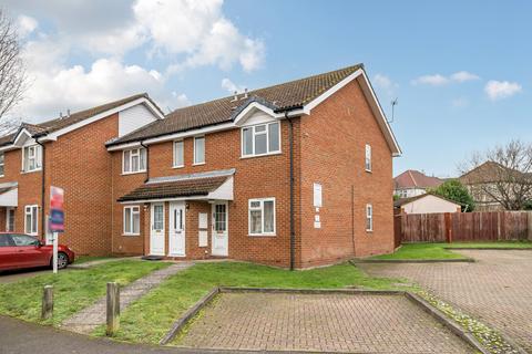 1 bedroom maisonette for sale, Vicarage Close, Northolt