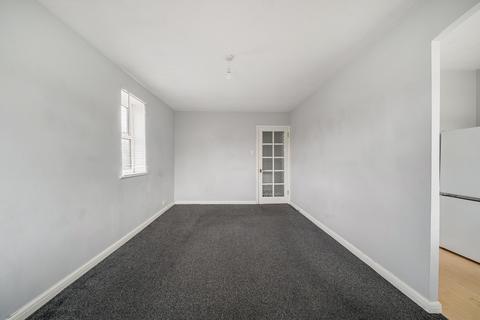 1 bedroom maisonette for sale, Vicarage Close, Northolt
