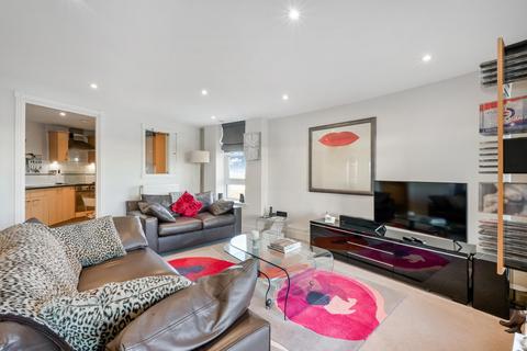 2 bedroom apartment for sale, Barrier Point Road, London, E16