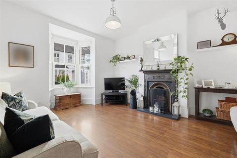 3 bedroom terraced house for sale, West Grove, Woodford Green IG8