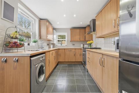 3 bedroom terraced house for sale, West Grove, Woodford Green IG8