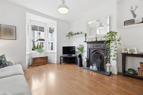 3 bedroom terraced house for sale, West Grove, Woodford Green IG8