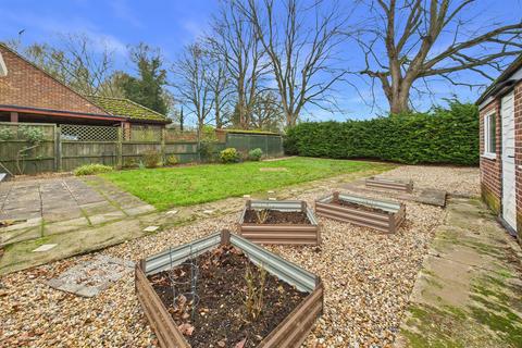 3 bedroom detached bungalow for sale, Icepits Close, Bury St. Edmunds IP31
