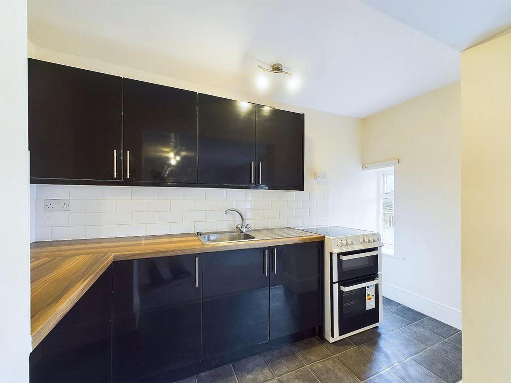 CAM03810 G0-PR0137-STILL008.jpg