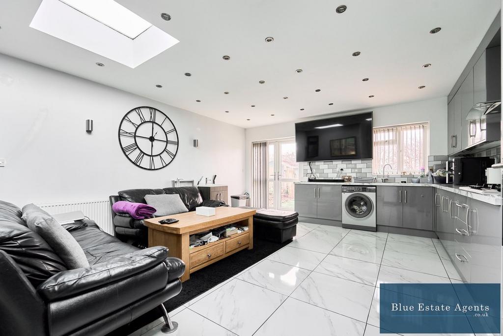 Extended Kitchen &amp; Diner