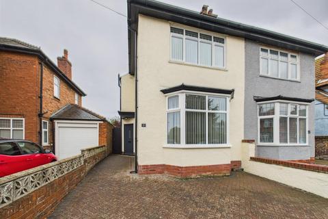 3 bedroom semi-detached house for sale, Trafalgar Crescent, Bridlington