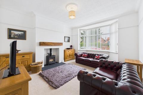 3 bedroom semi-detached house for sale, Trafalgar Crescent, Bridlington