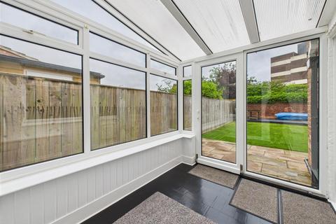 3 bedroom semi-detached house for sale, Trafalgar Crescent, Bridlington